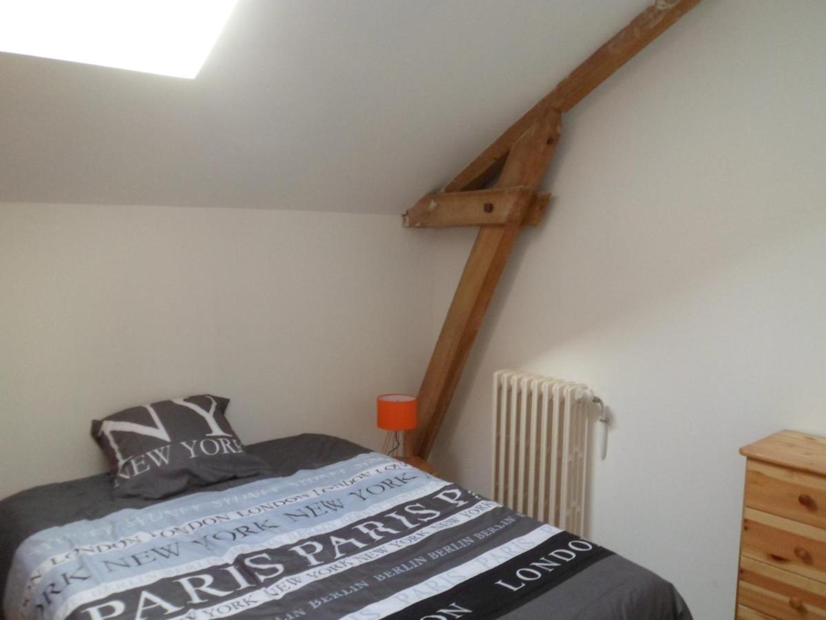 Saint-Hilaire-la-Gravelle L'Etape De St Hilaire La Gravelle Bed & Breakfast エクステリア 写真