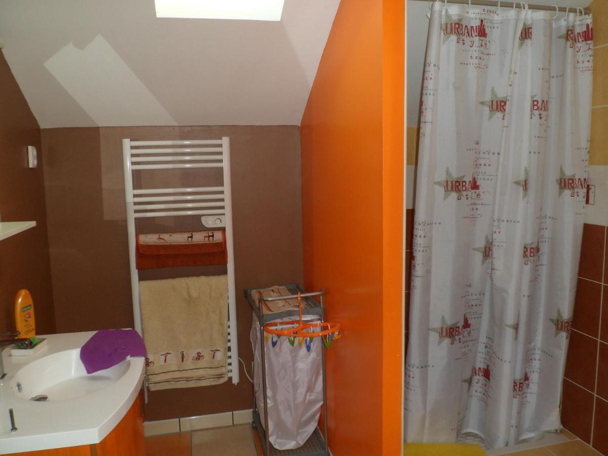 Saint-Hilaire-la-Gravelle L'Etape De St Hilaire La Gravelle Bed & Breakfast エクステリア 写真